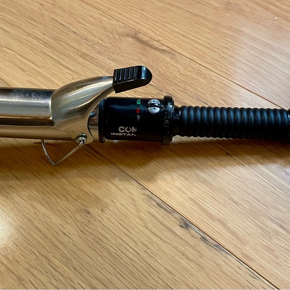 Conair Instant Heat 1 1/2" Curling Iron. Iron & Cord Are Both In Good Condition - Picture 5 of 8
